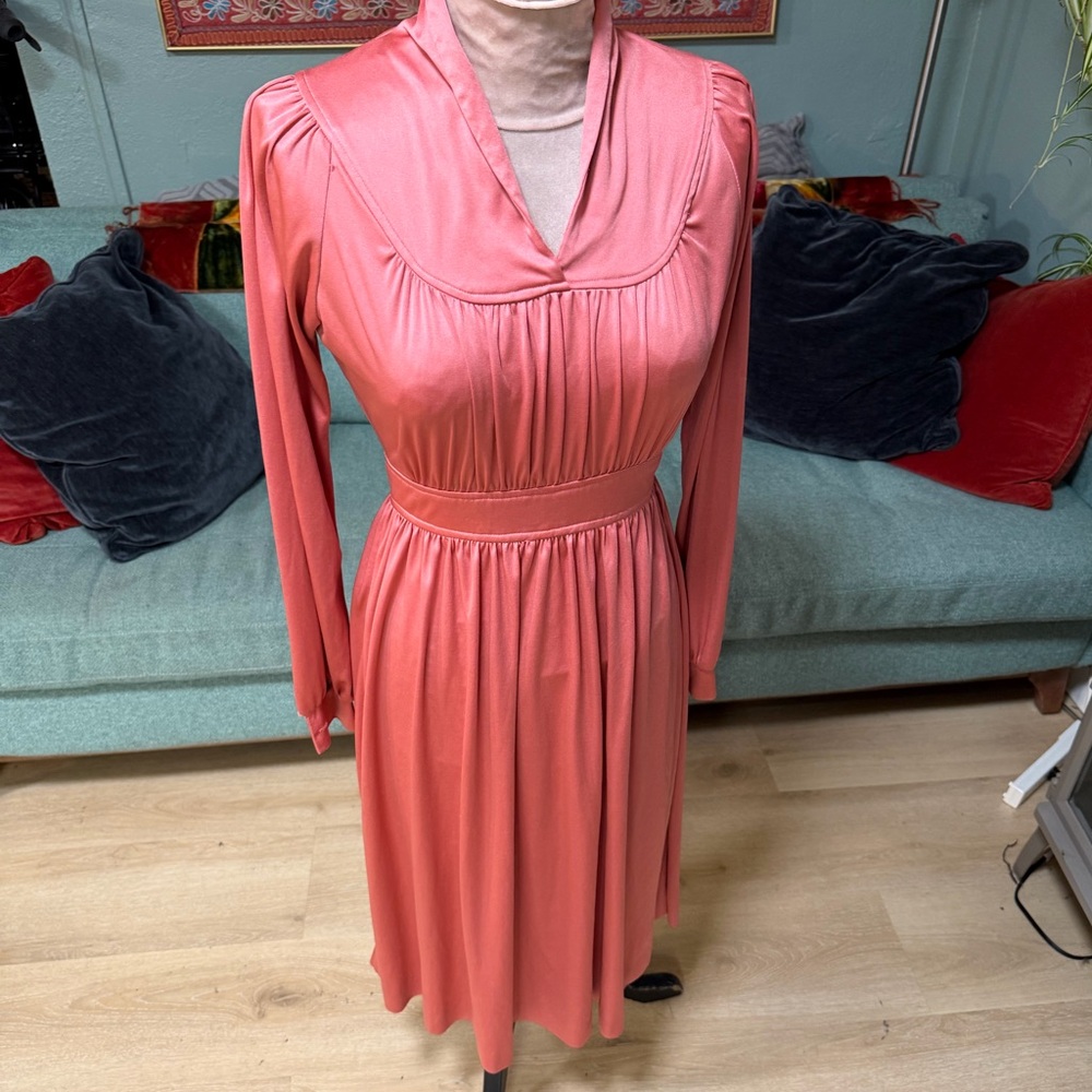 Vintage 70’s Avon Rose Pink Silk Long Sleeve feminine fitted Midi Dress Small